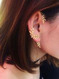 Leaf Shaped Ear Cuff Stud